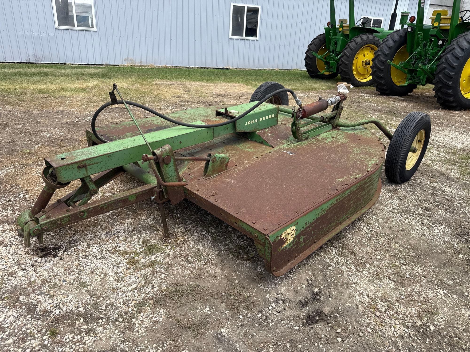 John Deere 407 Equipment Image0