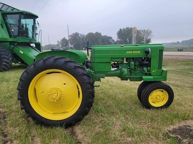 Image of John Deere 40 equipment image 3