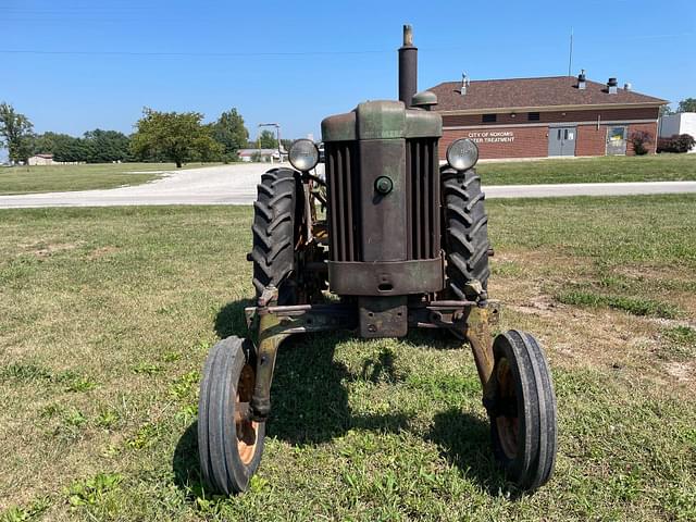 Image of John Deere 40 equipment image 4