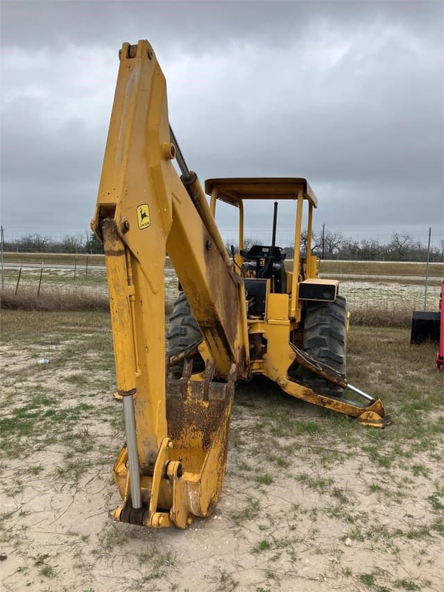 Image of John Deere 410 equipment image 4