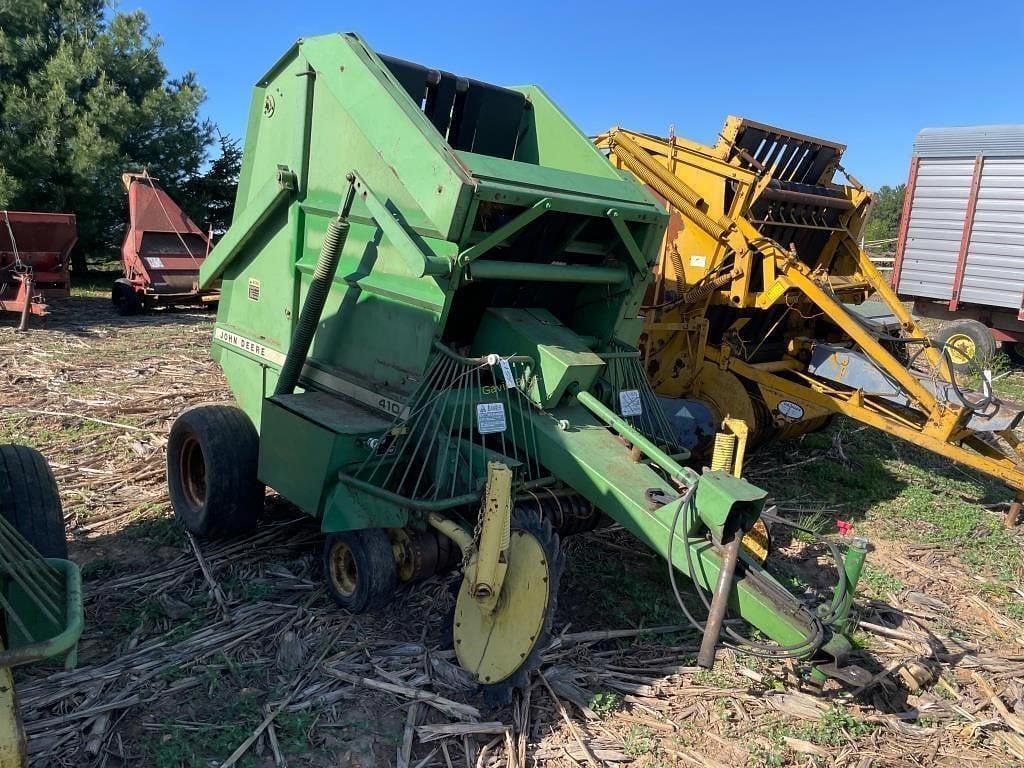 Image of John Deere 410 Primary image