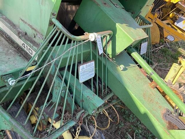 Image of John Deere 410 equipment image 1