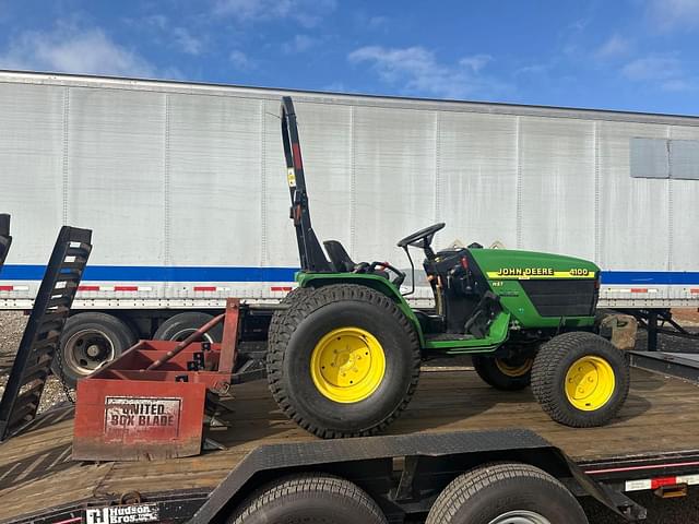 Image of John Deere 4100 equipment image 4