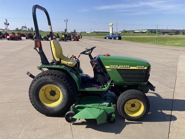 Image of John Deere 4100 equipment image 4