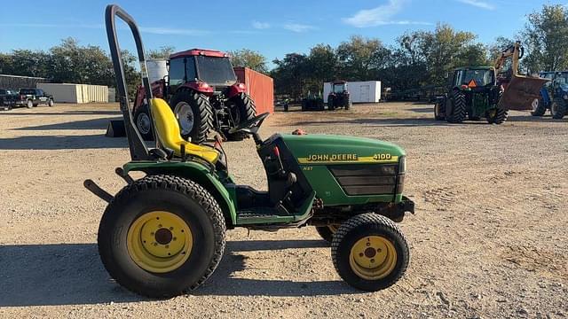 Image of John Deere 4100 equipment image 4