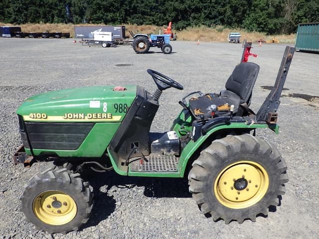 Image of John Deere 4100 equipment image 1
