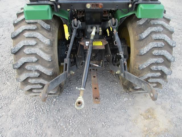 Image of John Deere 4100 equipment image 4