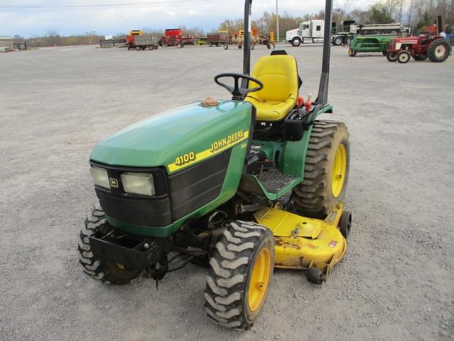 Image of John Deere 4100 equipment image 1