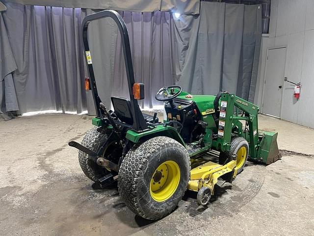 Image of John Deere 4100 equipment image 4