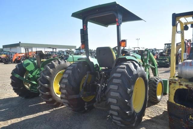 Image of John Deere 4105 equipment image 2