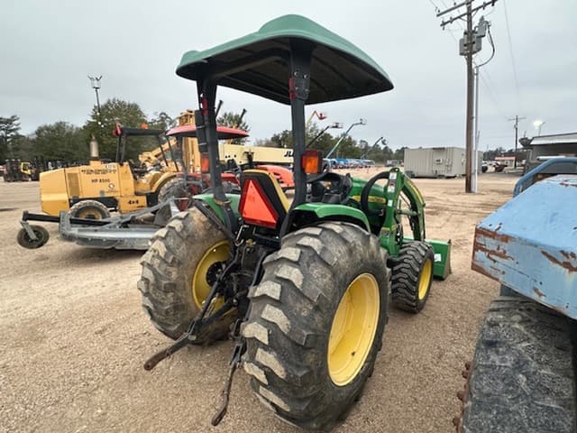Image of John Deere 4105 equipment image 3