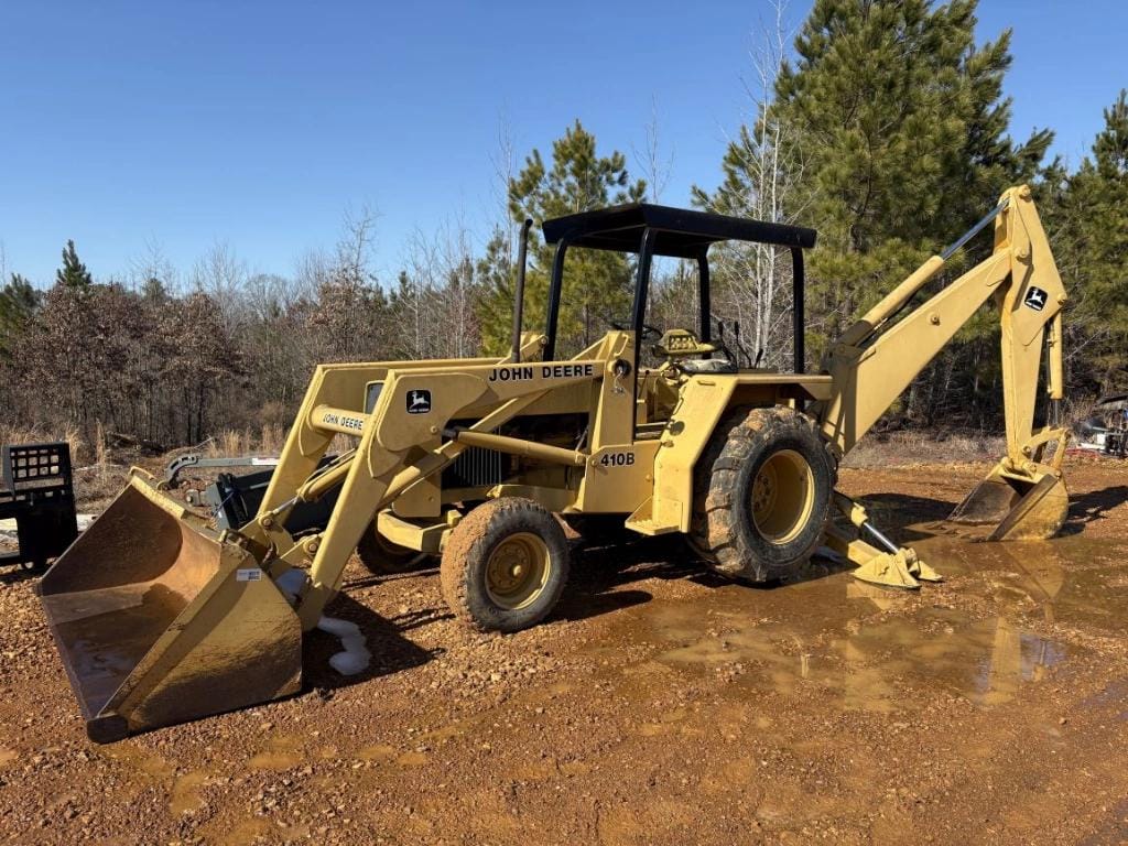 John Deere 410B Equipment Image0
