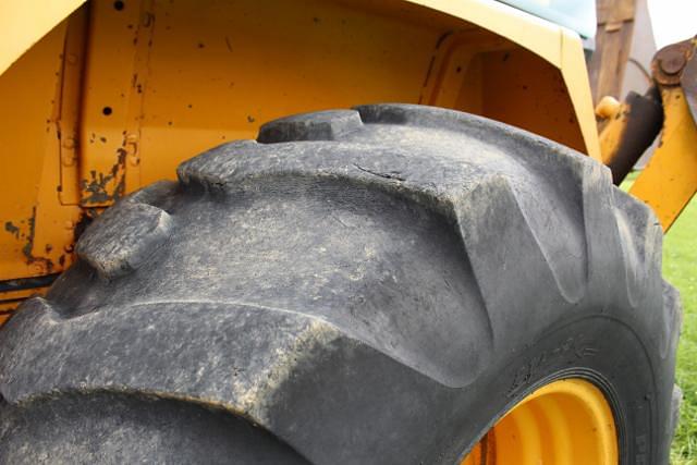 Image of John Deere 410C equipment image 4