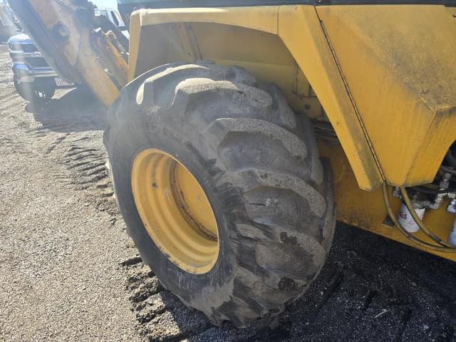 Image of John Deere 410C equipment image 4