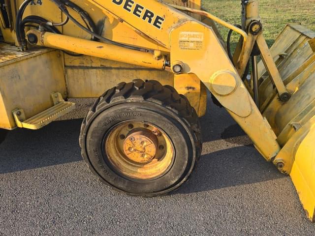Image of John Deere 410D equipment image 4