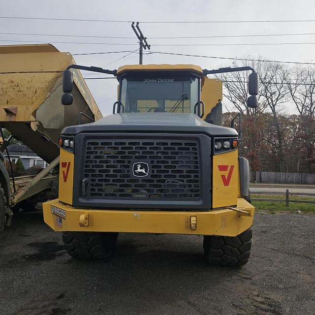 Image of John Deere 410E equipment image 1