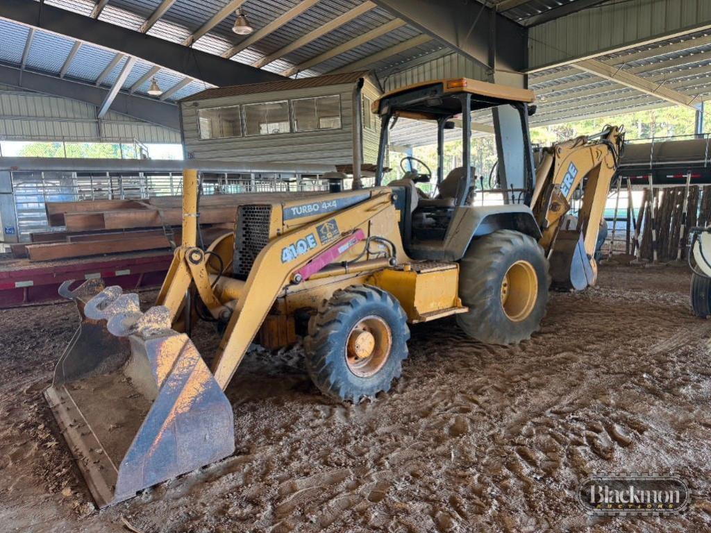 Image of John Deere 410E Primary Image