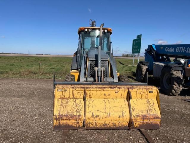 Image of John Deere 410J equipment image 2