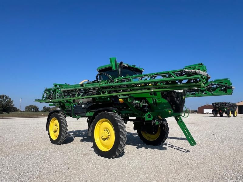 2022 John Deere 410R Equipment Image0