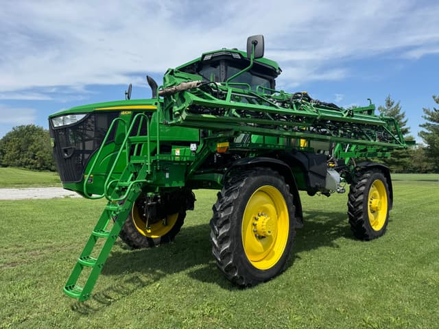 Image of John Deere 410R equipment image 2