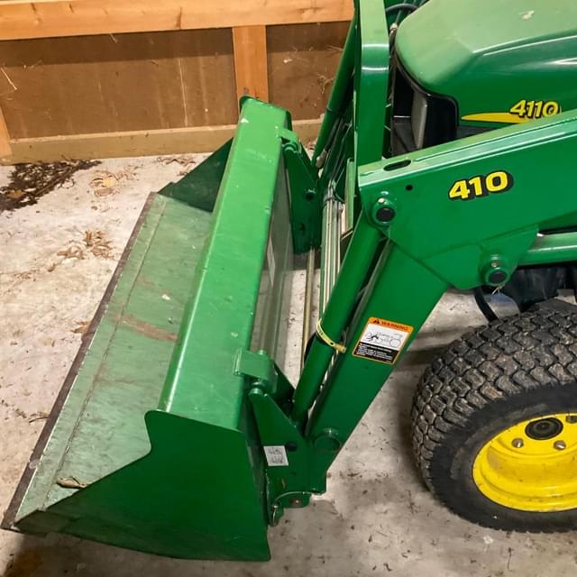 Image of John Deere 4110 equipment image 4