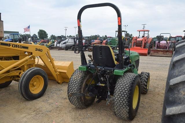 Image of John Deere 4110 equipment image 2