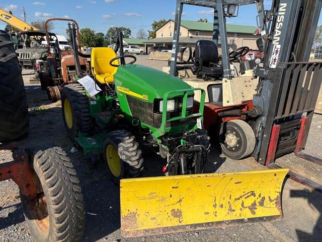 Image of John Deere 4110 equipment image 4