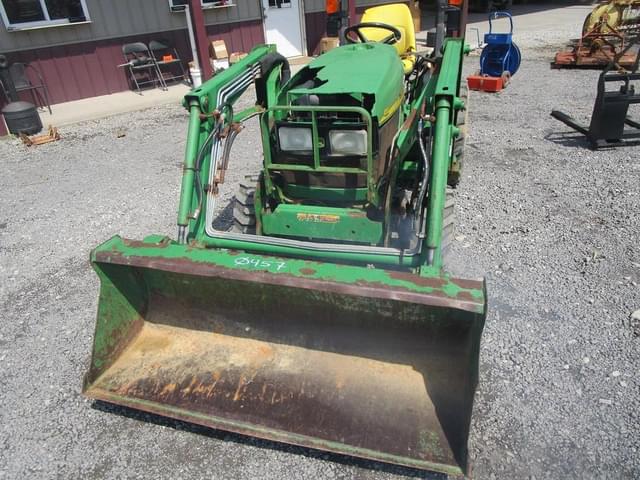 Image of John Deere 4110 equipment image 3