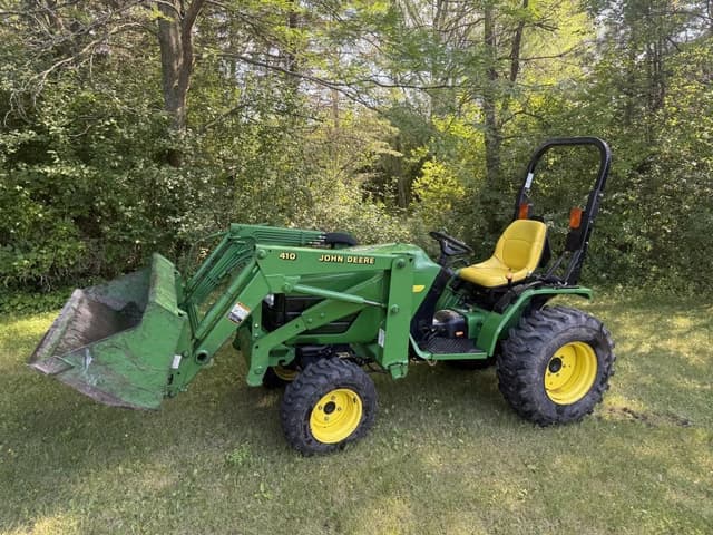Image of John Deere 4115 equipment image 1