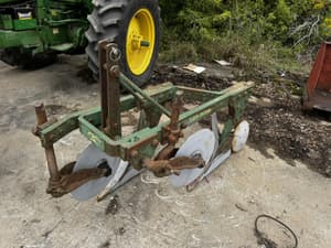 John Deere 412 Image