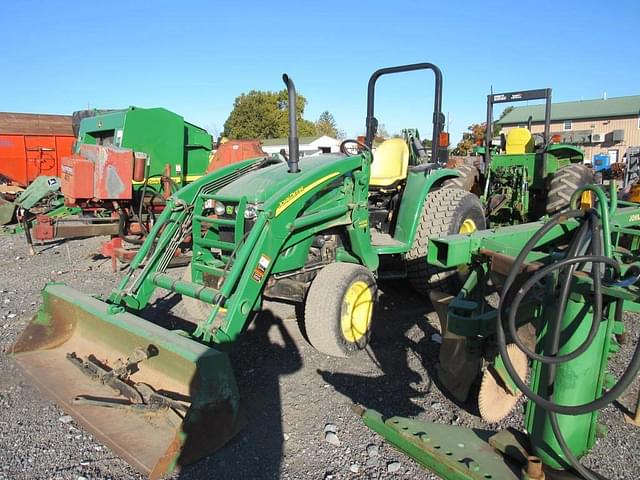 Image of John Deere 4120 equipment image 1