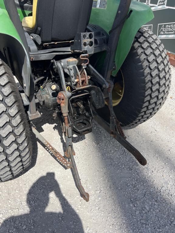 Image of John Deere 4120 equipment image 2