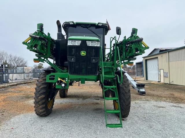 Image of John Deere 412R equipment image 1