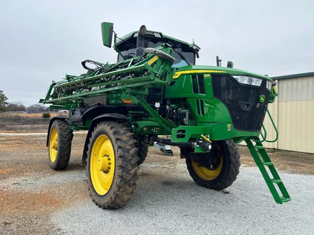 Image of John Deere 412R equipment image 2