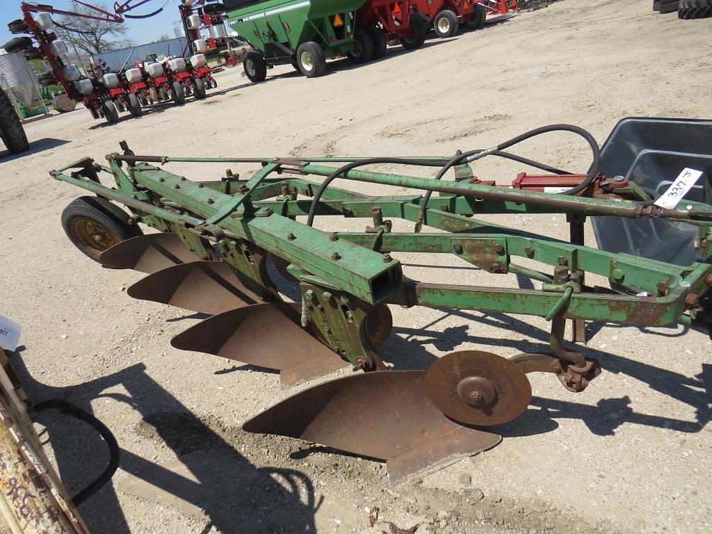 Image of John Deere 414 Primary image