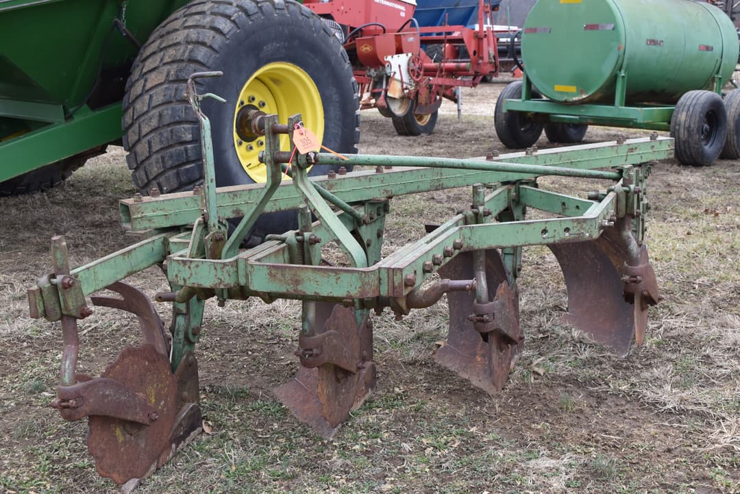 Image of John Deere 416 Primary image