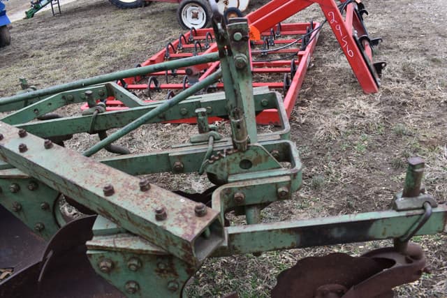 Image of John Deere 416 equipment image 4