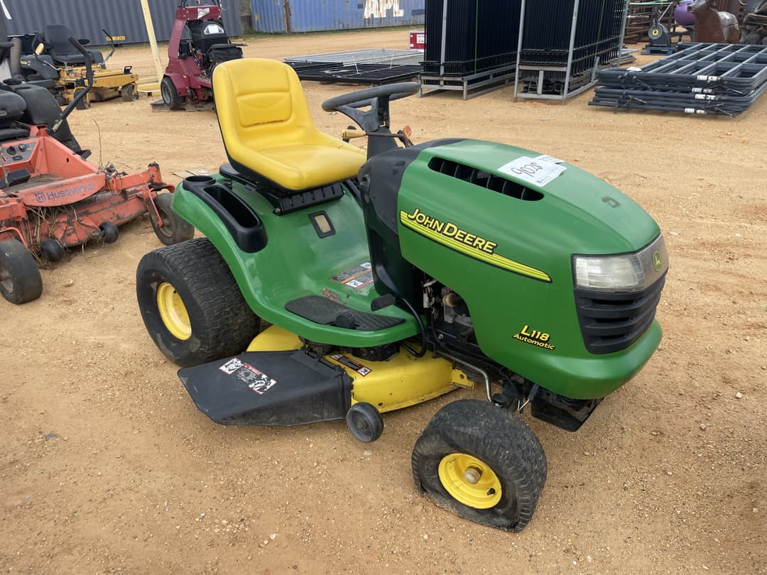 Image of John Deere L118 Image 1