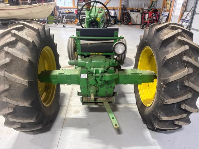 Image of John Deere 420 equipment image 3