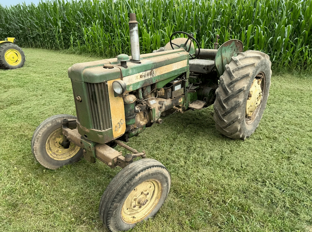 Image of John Deere 420 Primary image