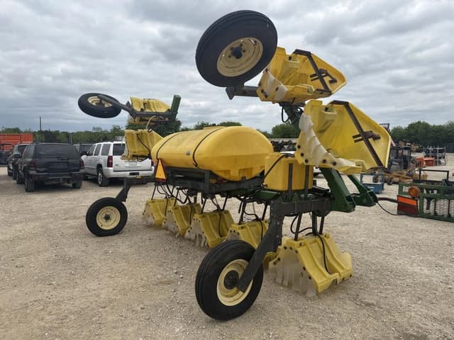 Image of John Deere 420 equipment image 4