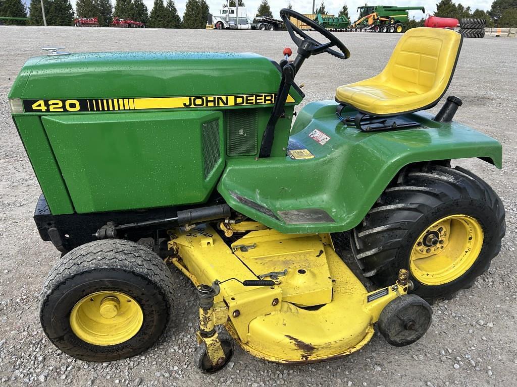 Image of John Deere 420 Primary image