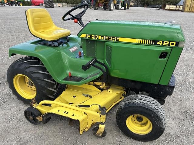 Image of John Deere 420 equipment image 1