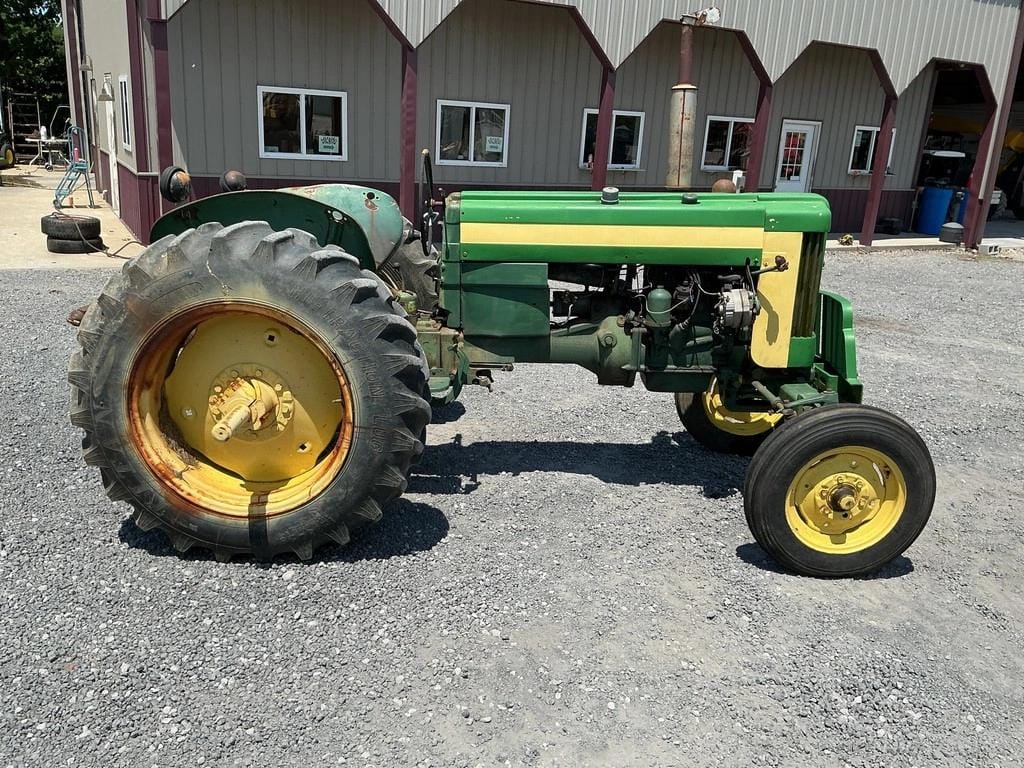 John Deere 420 Equipment Image0