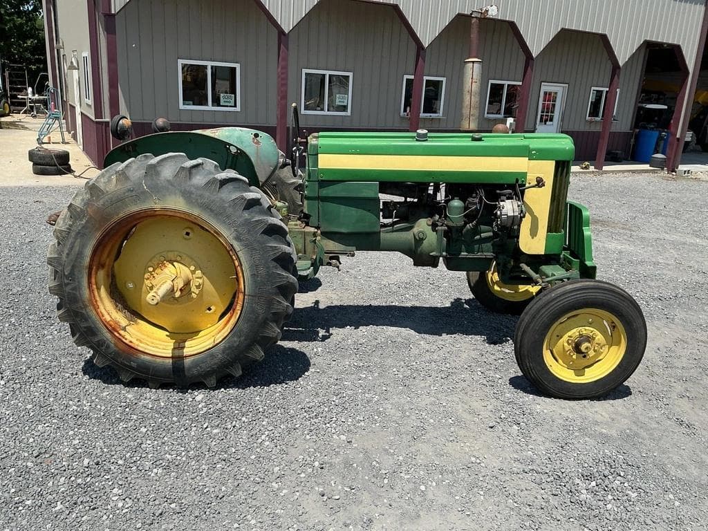 Image of John Deere 420 Primary image
