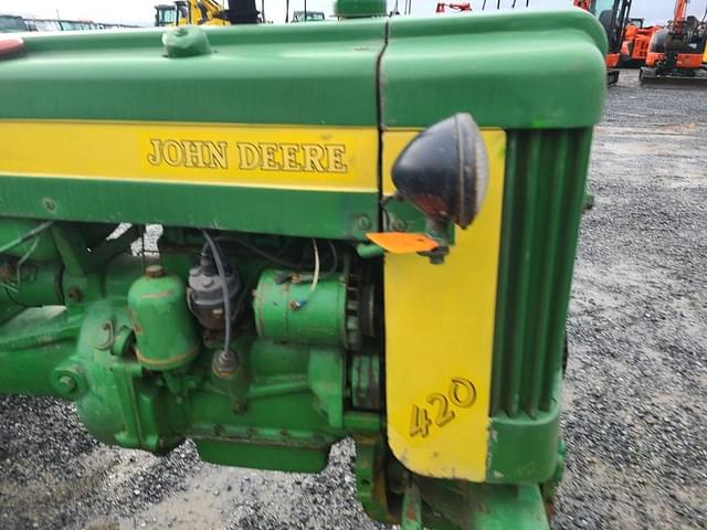 Image of John Deere 420 equipment image 2