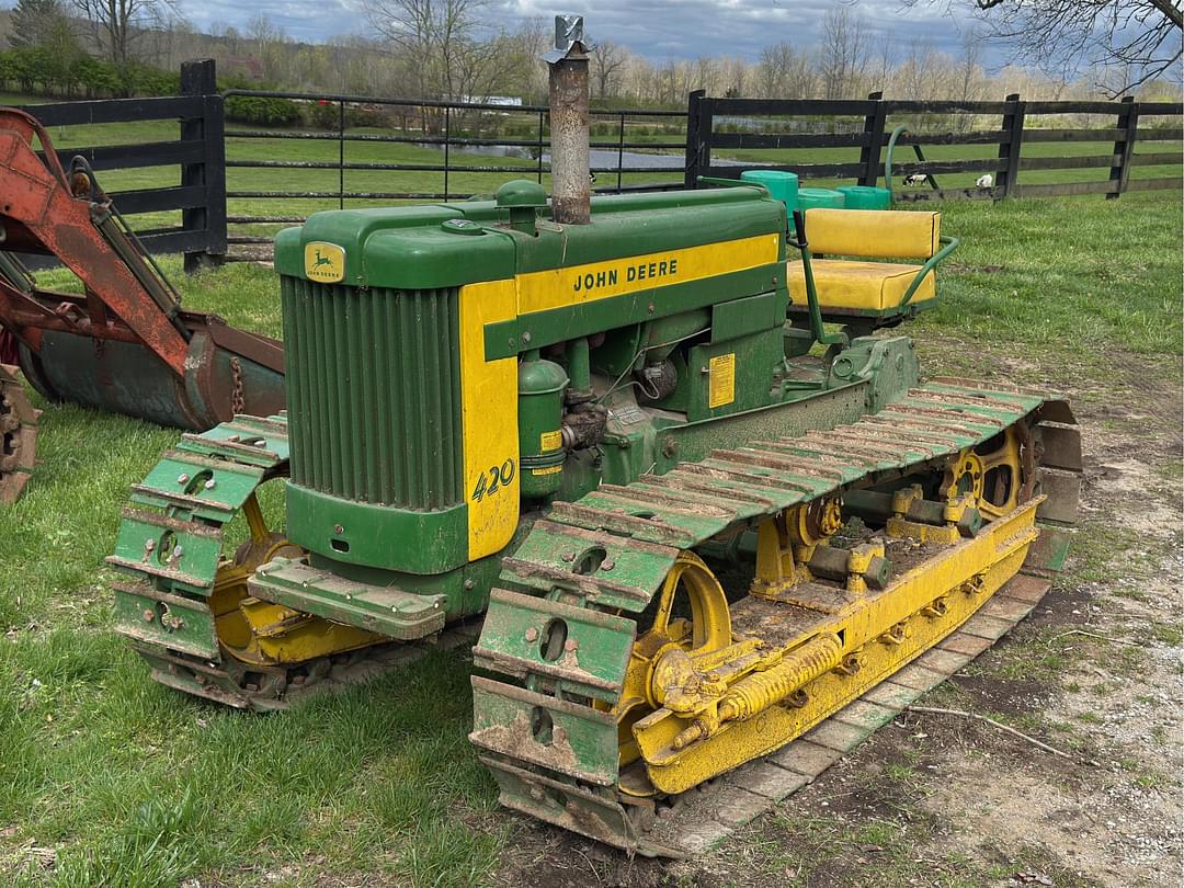 Image of John Deere 420 Primary image