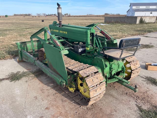 Image of John Deere 420 equipment image 3