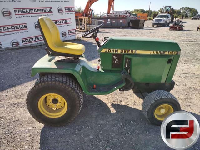 Image of John Deere 420 equipment image 3