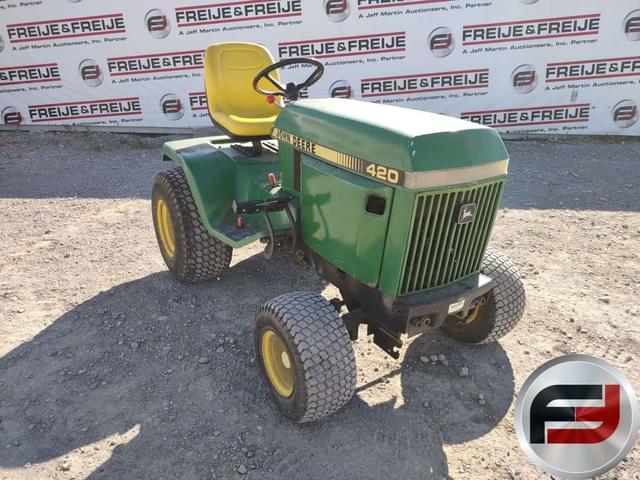 Image of John Deere 420 equipment image 2